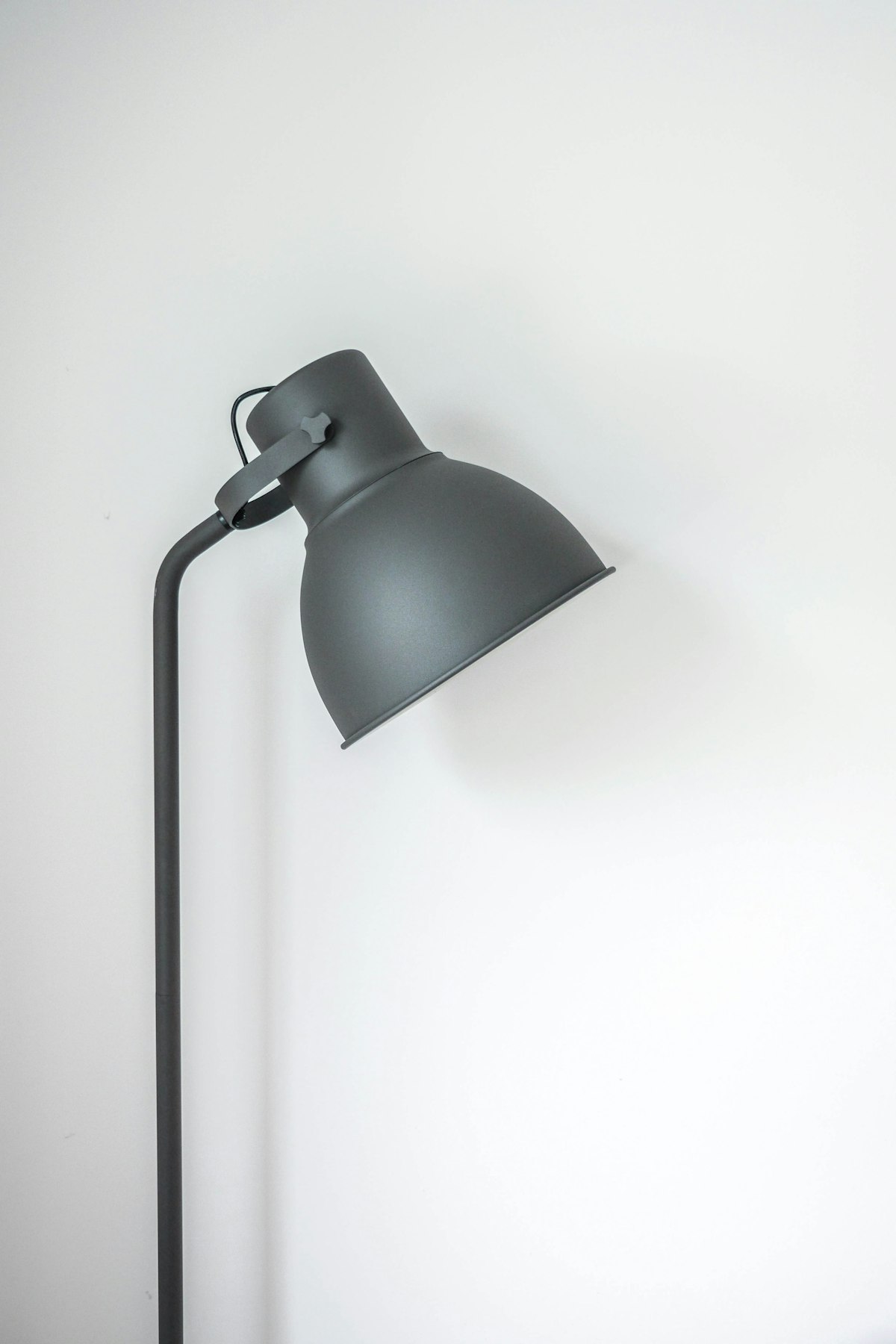 Column 02 floor lamp in an interior